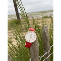 La Véritable Homme bracelet cuir rouge fond blanc rose dorée