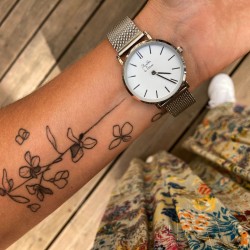 Montre Montre Femme La Milanaise chromée fond blanc par Menthe à l'eau