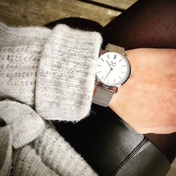 Montre Montre Femme La Milanaise chromée fond blanc par Menthe à l'eau